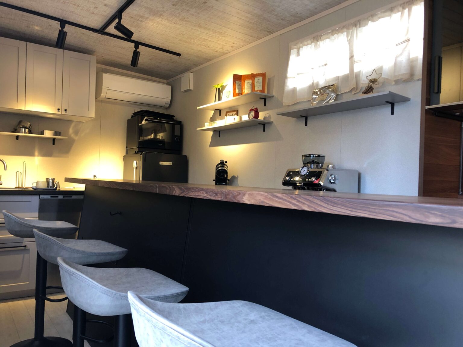 カフェショップ